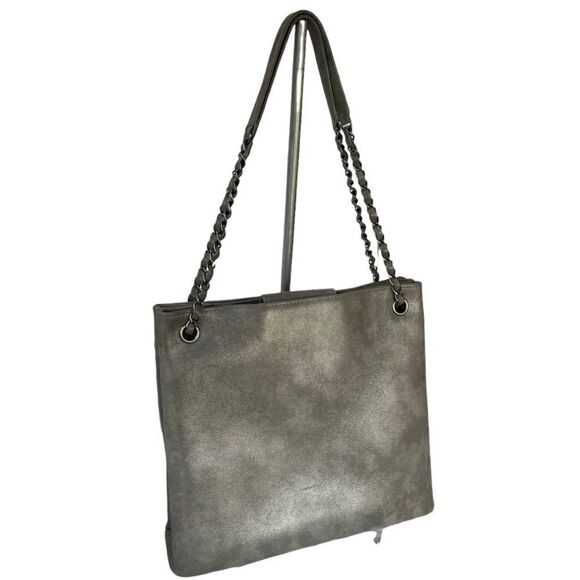 Chanel Large Iridescent Accordion Shopper Tote Handbag Calfskin Logo Silver - Picture 13 of 13